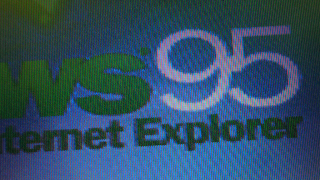 A close-up of the Windows 95 boot logo having a higher vertical resolution than the horizontal resolution.